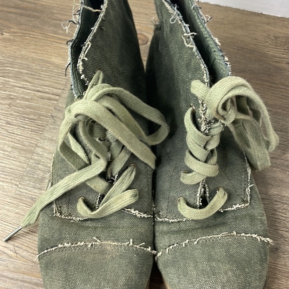 Zigi Soho Women’s Dark Green Onsite Canvas Ankle Bootie, size 8.5 - Picture 7 of 10